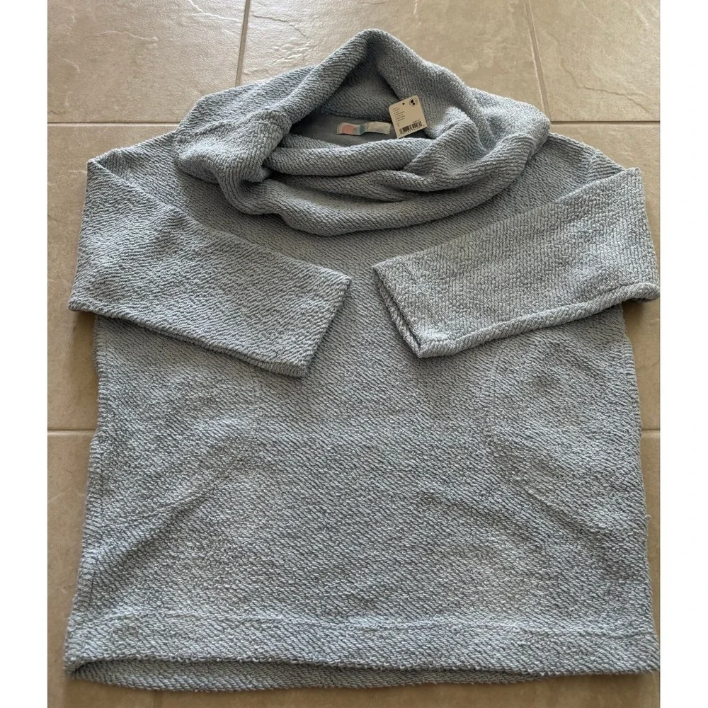 Free People Beach Sweater Womens Small Icy Blue Chunky Cowl‎ Neck Coastal NWT - Picture 3 of 7